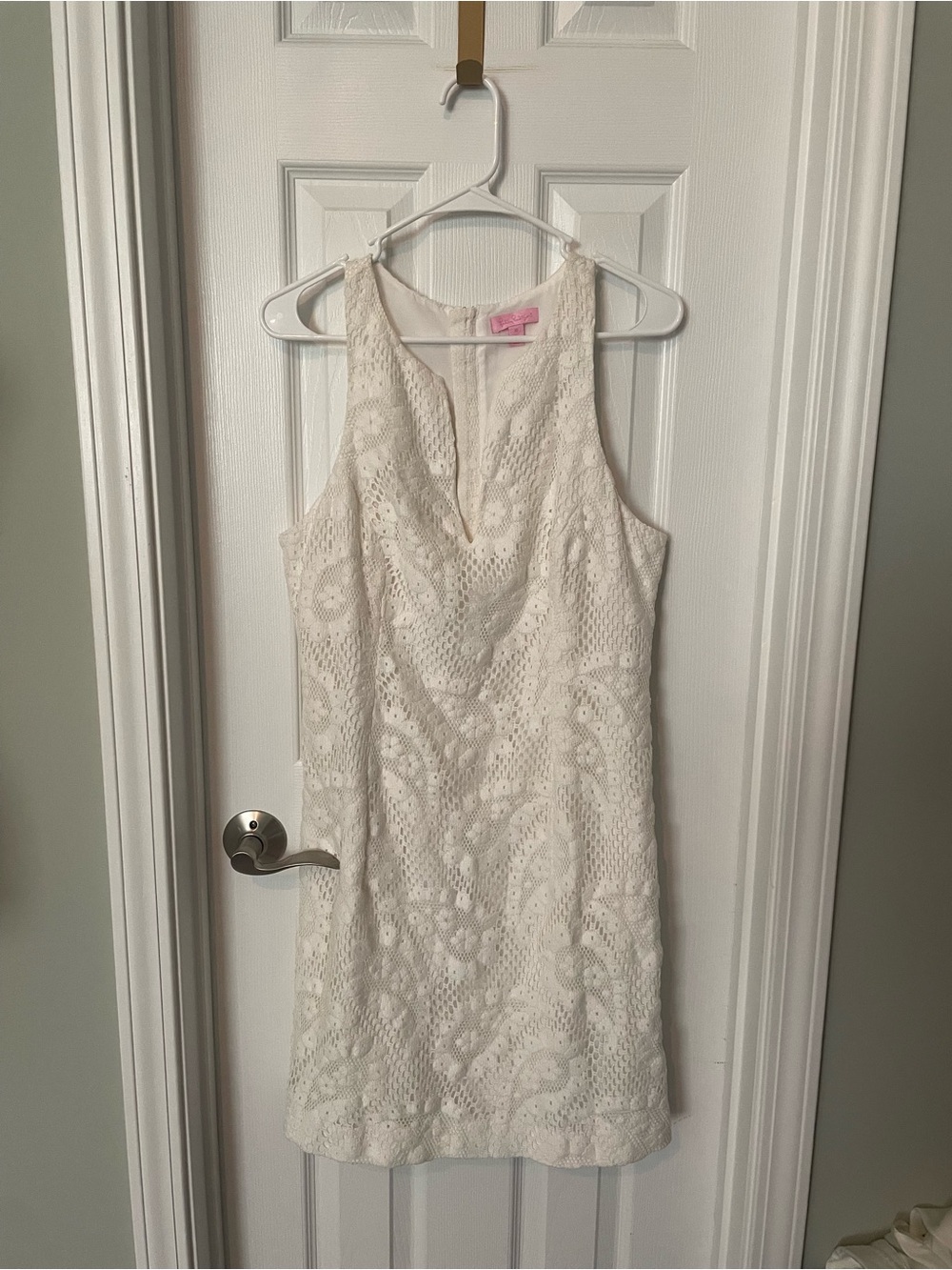 Lilly Pulitzer White Tideline shift dress featuring a notch neckline